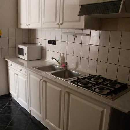 Διαμέρισμα In Heviz/balaton 26242 *